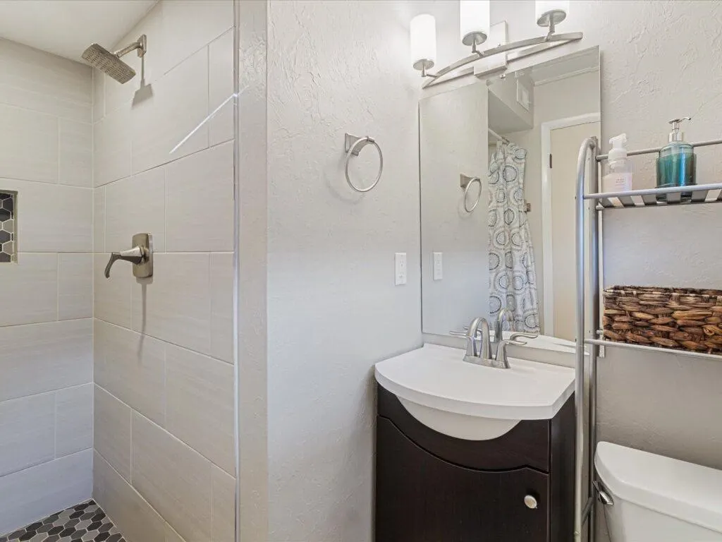 Photo 10 — 3229 NW 68th Street, Oklahoma City, OK 73116