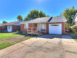 Sold home at 736 E Eubanks Street