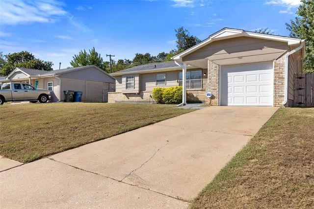 Photo 2 — 1521 McDonald Drive, Midwest City, OK 73130