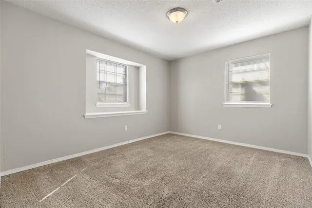 Photo 3 — 1521 McDonald Drive, Midwest City, OK 73130