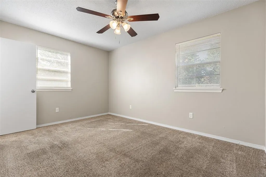 Photo 9 — 1521 McDonald Drive, Midwest City, OK 73130
