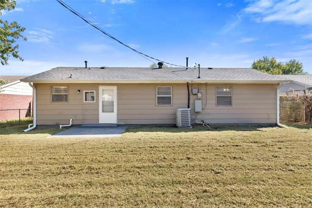 Photo 24 — 1521 McDonald Drive, Midwest City, OK 73130