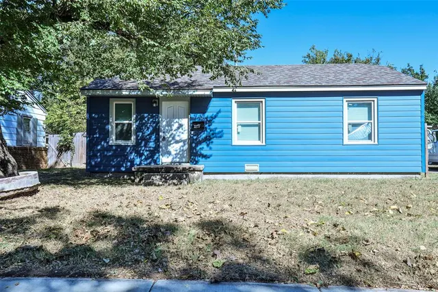 Photo 2 — 3237 SW 48th Street, Oklahoma City, OK 73119