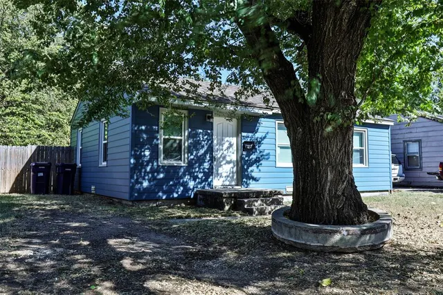 Photo 4 — 3237 SW 48th Street, Oklahoma City, OK 73119