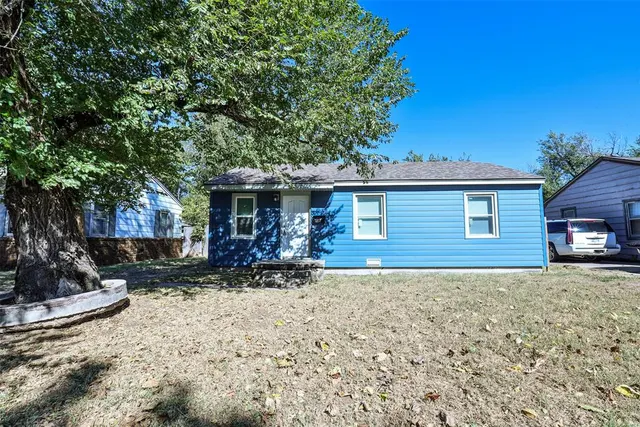 Photo 5 — 3237 SW 48th Street, Oklahoma City, OK 73119