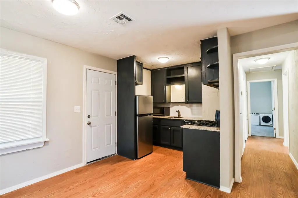 Photo 10 — 3237 SW 48th Street, Oklahoma City, OK 73119