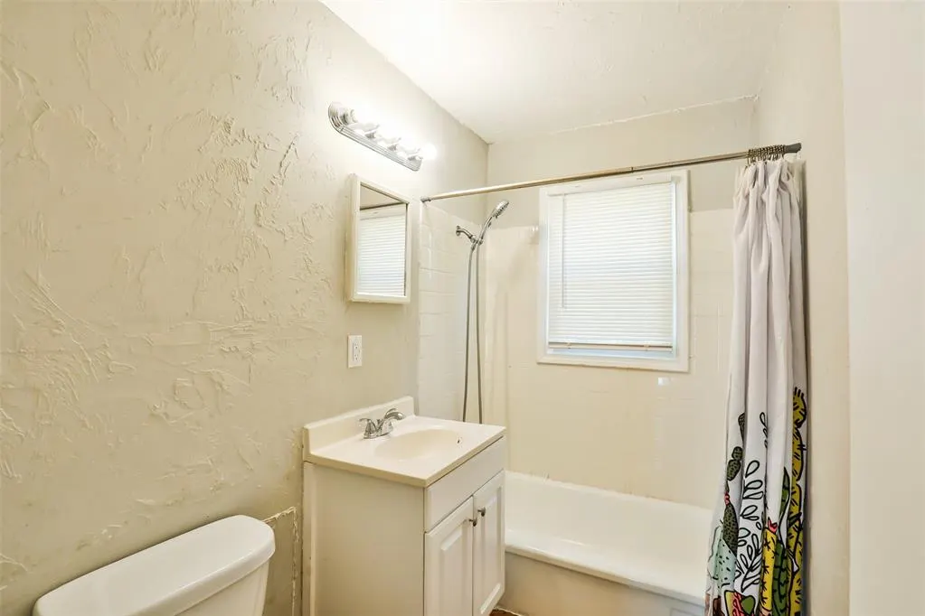 Photo 14 — 3237 SW 48th Street, Oklahoma City, OK 73119
