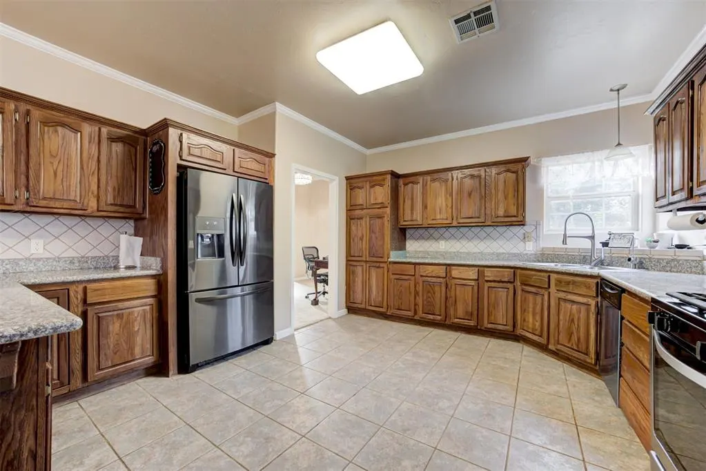 Photo 20 — 12701 E Memorial Road, Jones, OK 73049