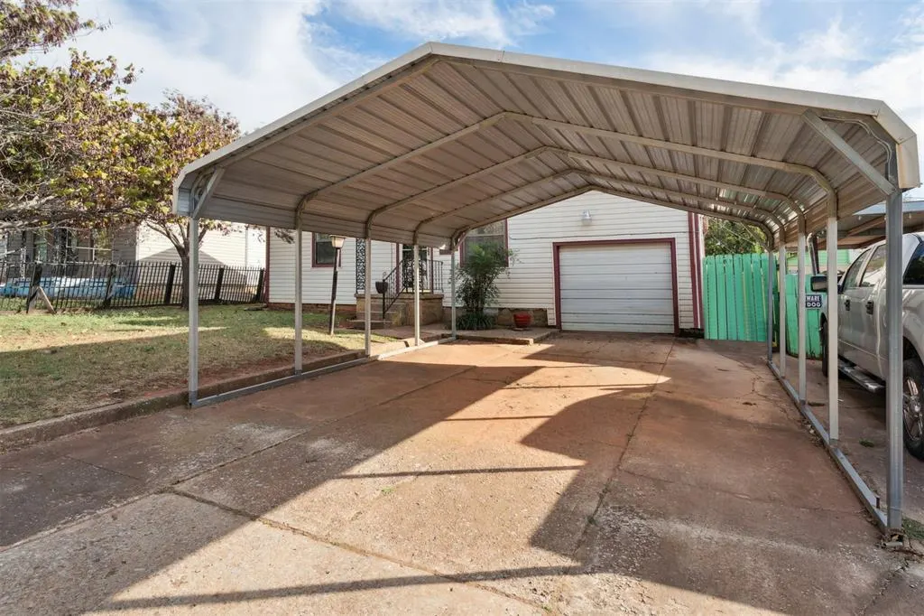 Photo 6 — 810 SE Binkley Street, Oklahoma City, OK 73129