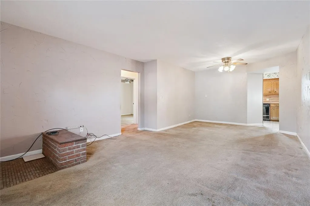 Photo 9 — 810 SE Binkley Street, Oklahoma City, OK 73129