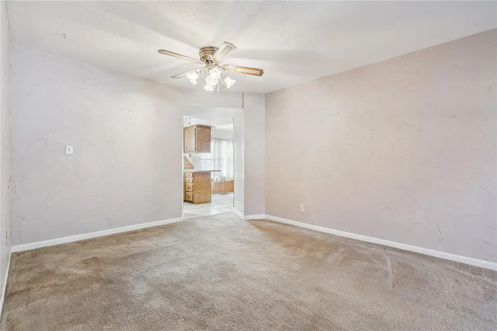 Photo 10 — 810 SE Binkley Street, Oklahoma City, OK 73129