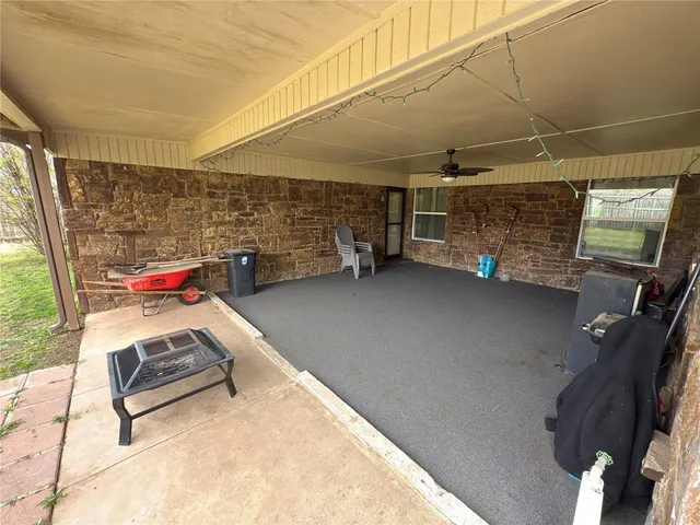Photo 5 — 617 SW 104th Place, Oklahoma City, OK 73139