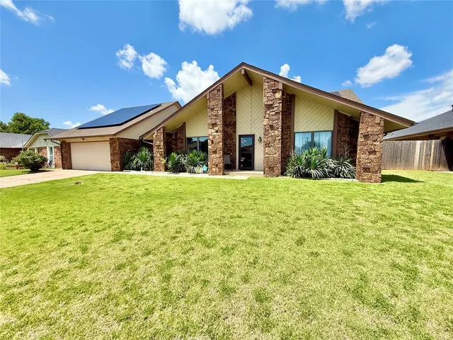 Photo 6 — 617 SW 104th Place, Oklahoma City, OK 73139