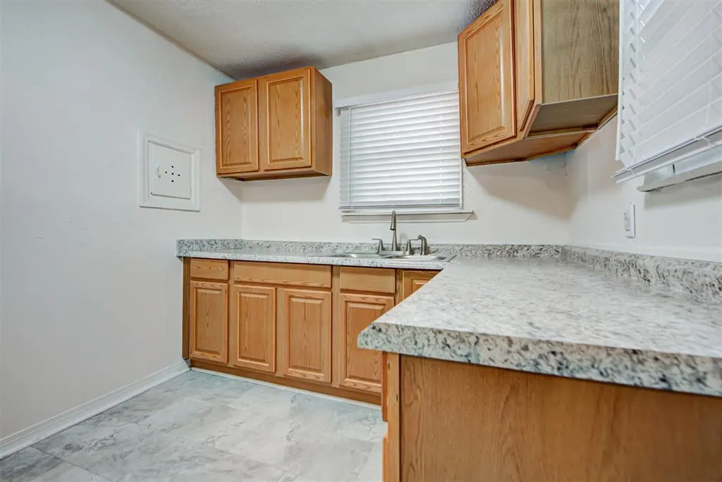 Photo 15 — 2103 NE 26th Street, Oklahoma City, OK 73111