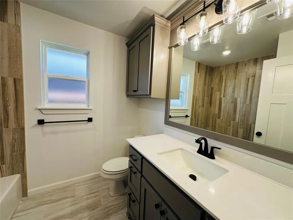 Photo 9 — 2808 Summit Hollow Circle, Norman, OK 73071