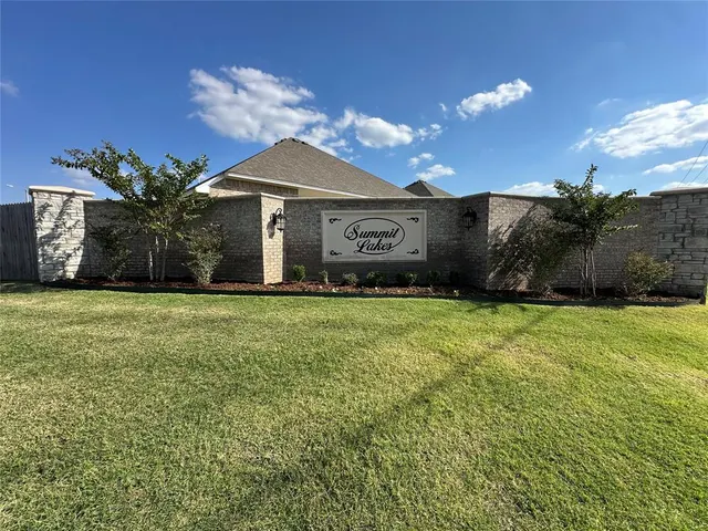 Photo 7 — 2918 Summit Terrace Drive, Norman, OK 73071
