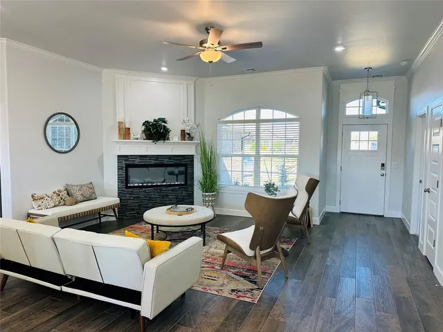 Photo 2 — 2918 Summit Terrace Drive, Norman, OK 73071