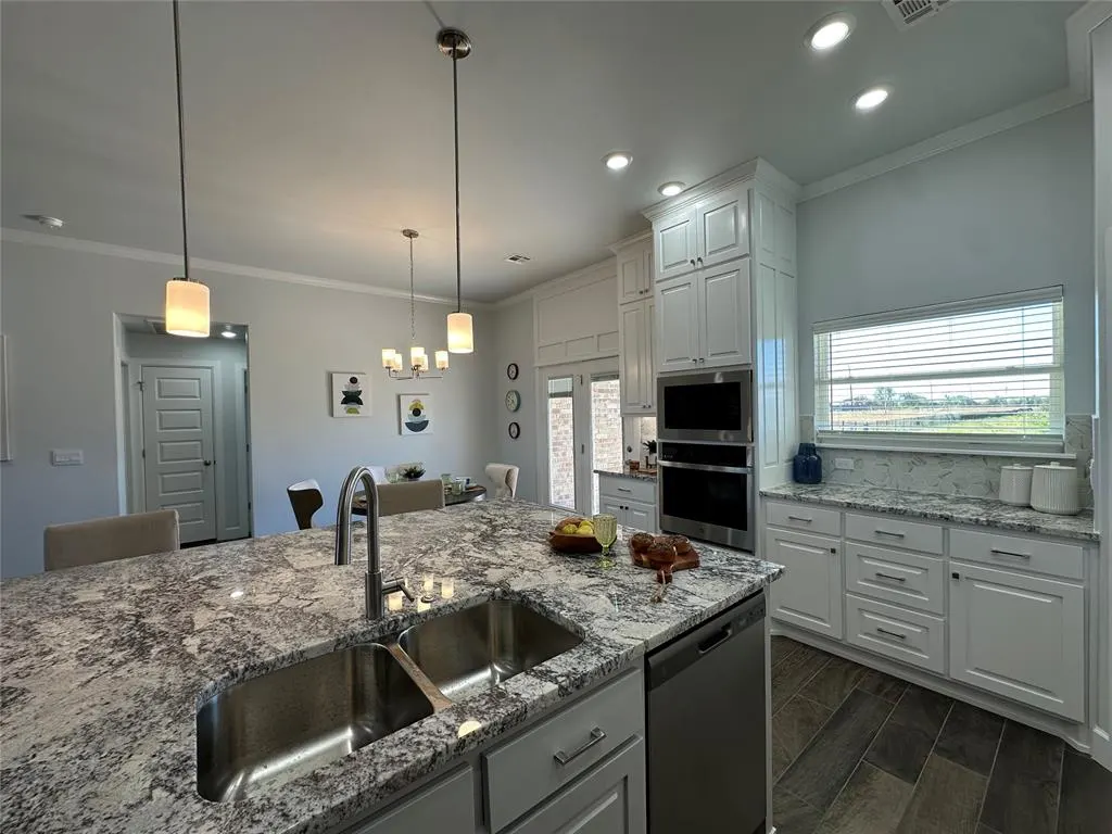 Photo 4 — 2918 Summit Terrace Drive, Norman, OK 73071