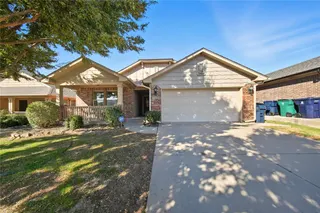 Sold home at 9529 SW 27 Street