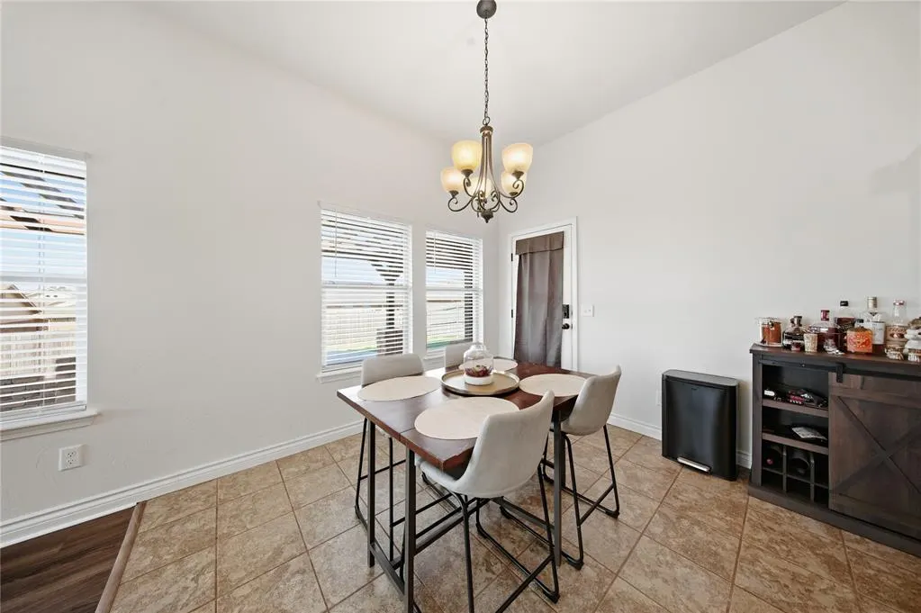 Photo 8 — 9529 SW 27 Street, Oklahoma City, OK 73128