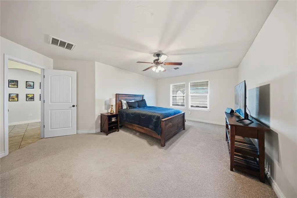 Photo 12 — 9529 SW 27 Street, Oklahoma City, OK 73128