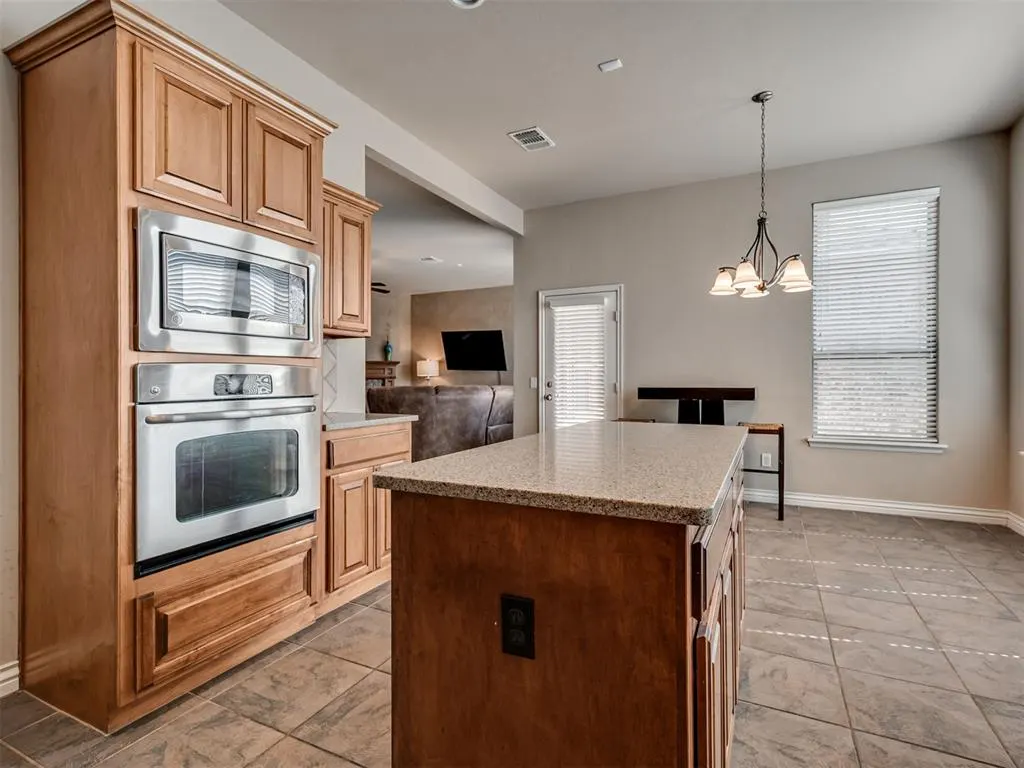 Photo 15 — 2416 SW 138th Street, Oklahoma City, OK 73170
