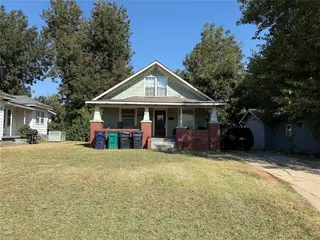 Sold home at 605 SW 26th Street