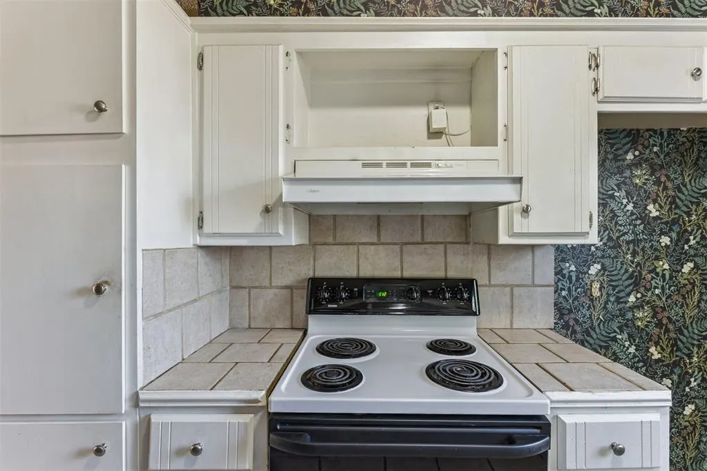 Photo 14 — 7115 NW 16th Street, Bethany, OK 73008
