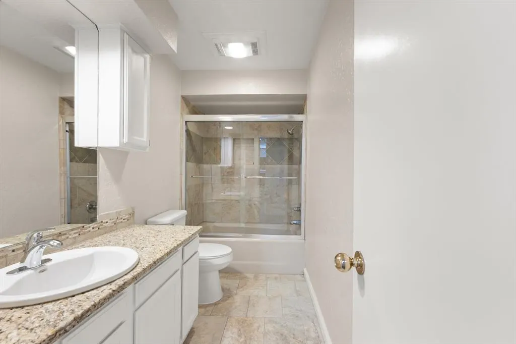 Photo 31 — 600 NW 4th Street 101N, Oklahoma City, OK 73102