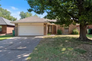 Sold home at 11512 Wallace Avenue