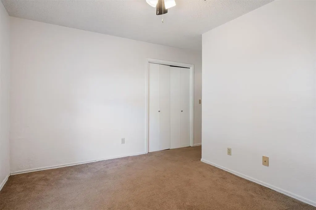 Photo 14 — 11512 Wallace Avenue, Oklahoma City, OK 73162