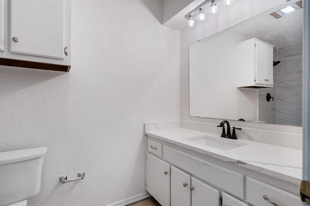 Photo 21 — 11512 Wallace Avenue, Oklahoma City, OK 73162