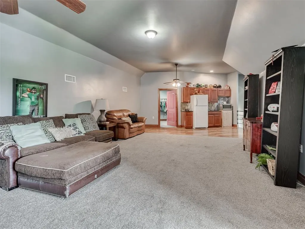 Photo 33 — 18700 HICKORY HOLLOW Drive, Harrah, OK 73045