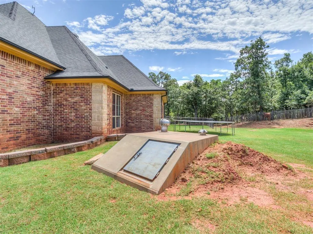 Photo 44 — 18700 HICKORY HOLLOW Drive, Harrah, OK 73045