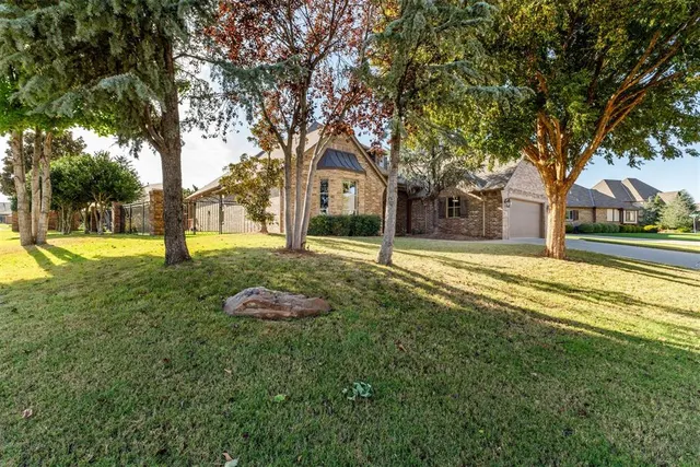Photo 2 — 14005 Lago Strada, Oklahoma City, OK 73170