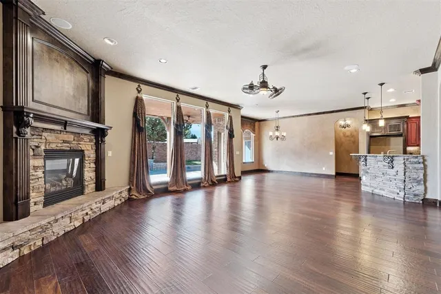 Photo 8 — 14005 Lago Strada, Oklahoma City, OK 73170
