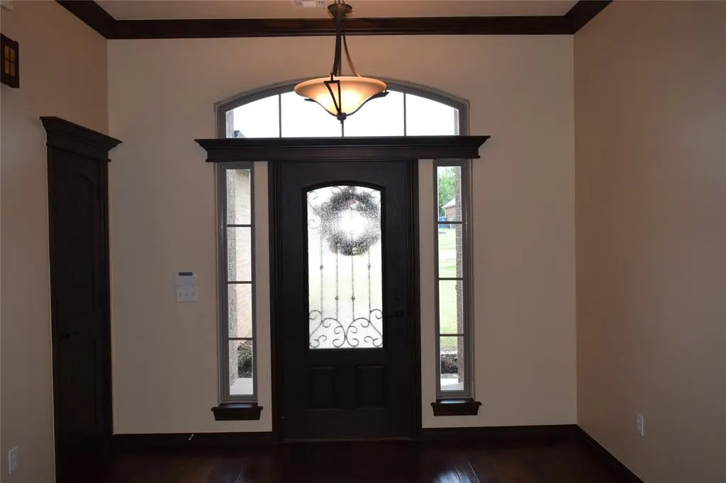 Photo 4 — 1713 Rain Tree Lane, Midwest City, OK 73130