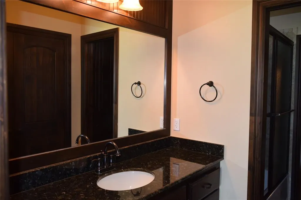 Photo 32 — 1713 Rain Tree Lane, Midwest City, OK 73130