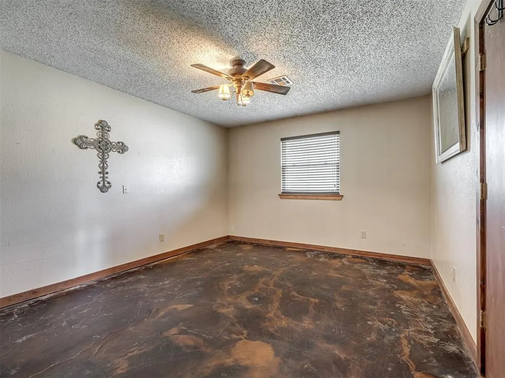 Photo 32 — 935 Pendergraft Lane, Blanchard, OK 73010