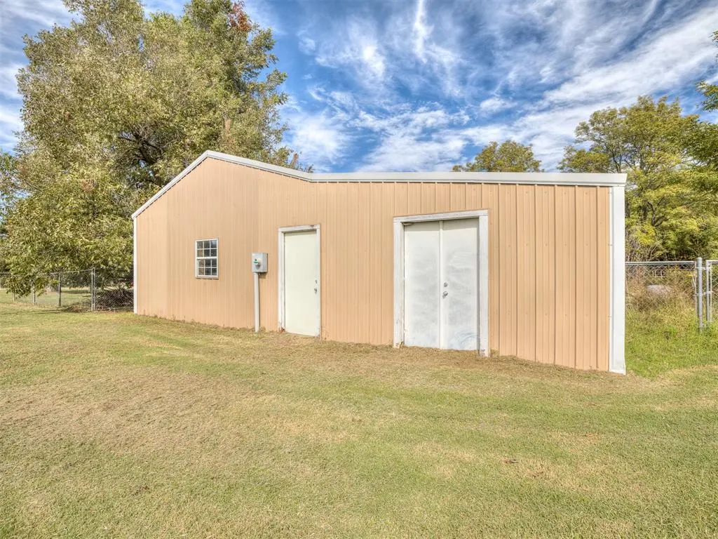 Photo 43 — 935 Pendergraft Lane, Blanchard, OK 73010