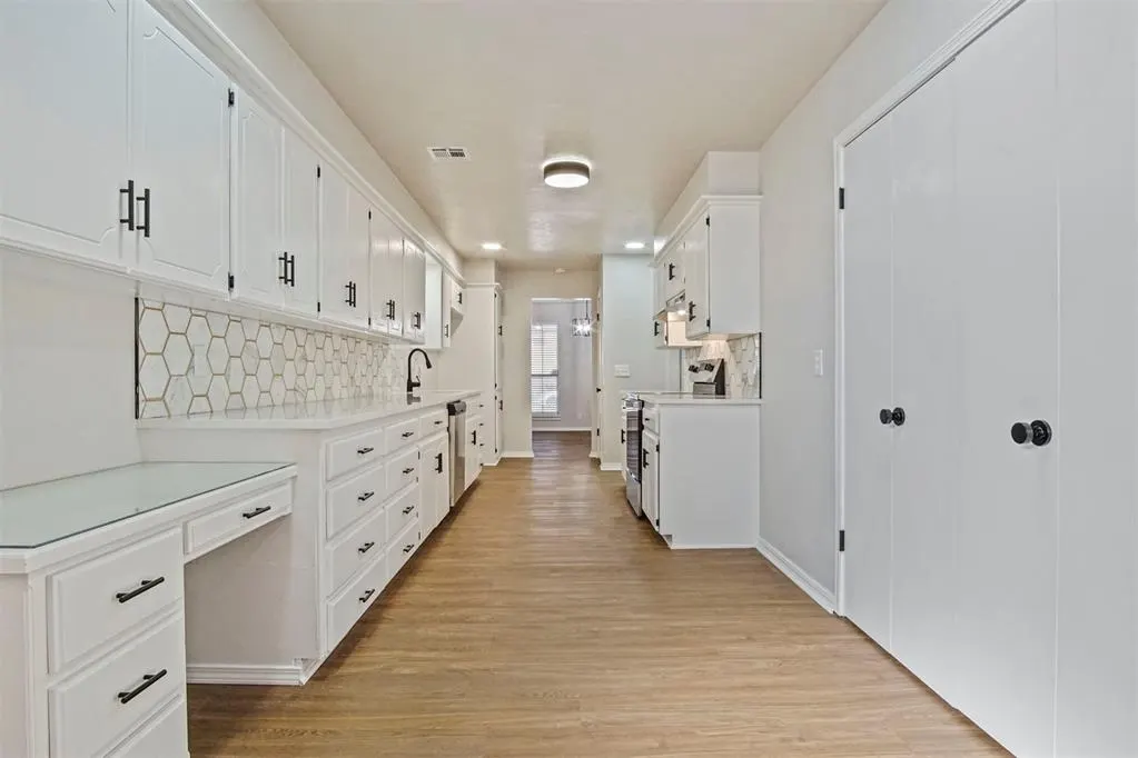Photo 17 — 2116 NW 118th Terrace, Oklahoma City, OK 73120