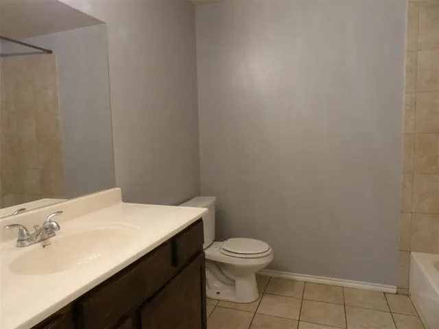 Photo 5 — 804 N Evans Avenue, El Reno, OK 73036