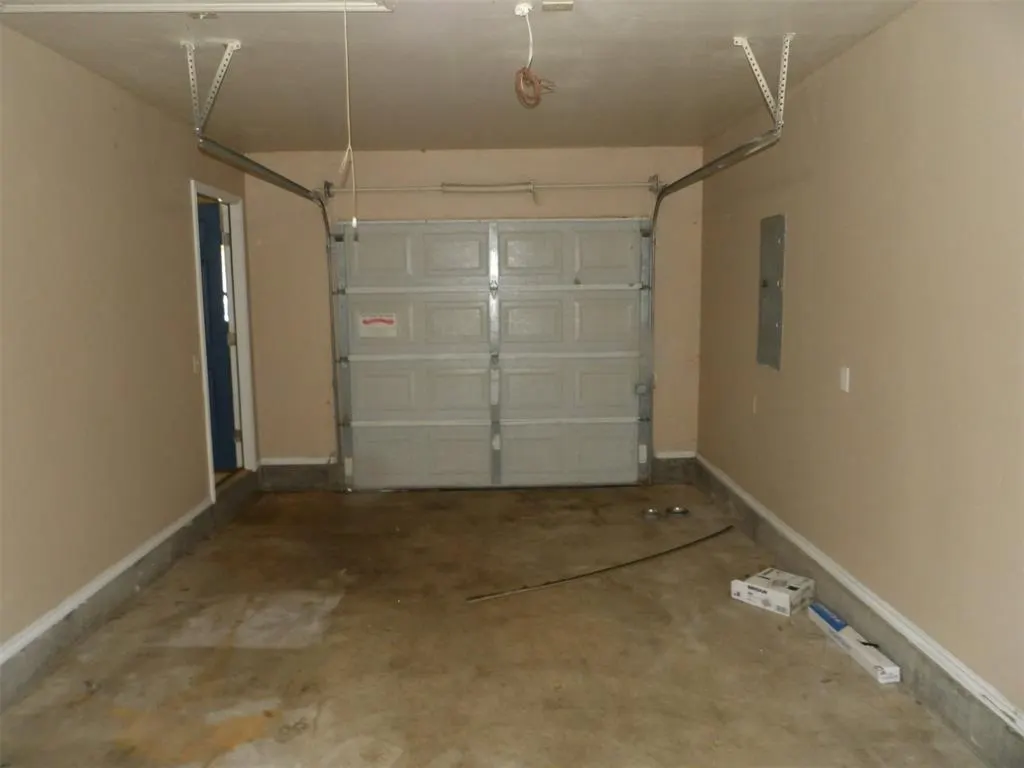 Photo 10 — 804 N Evans Avenue, El Reno, OK 73036