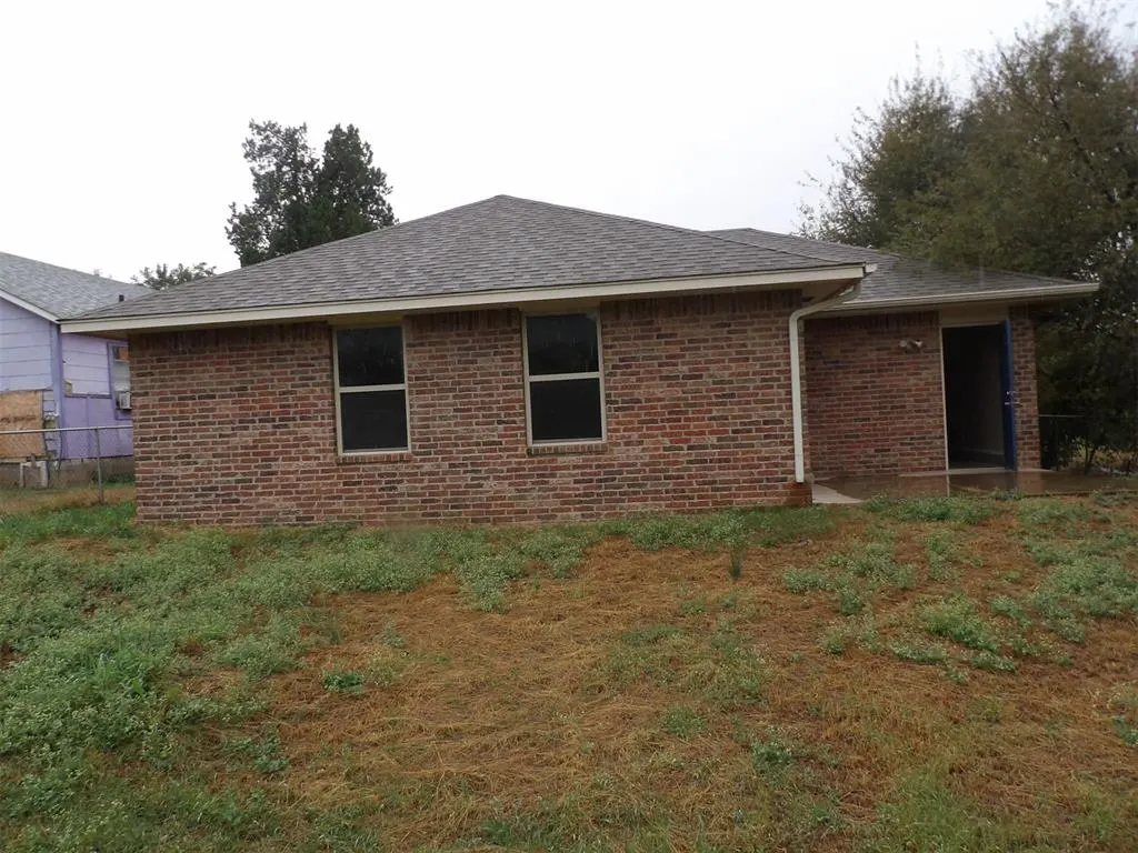 Photo 12 — 804 N Evans Avenue, El Reno, OK 73036