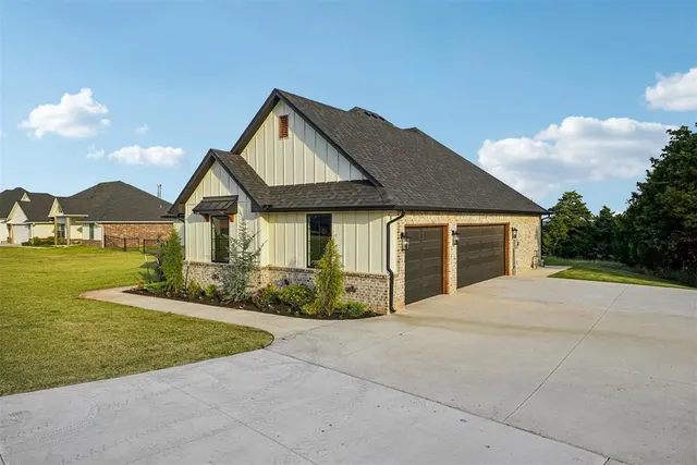 Photo 4 — 4480 Raymond Lane, Guthrie, OK 73044
