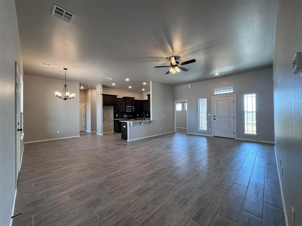 Photo 5 — 24951 Belmont Pass, Cashion, OK 73016