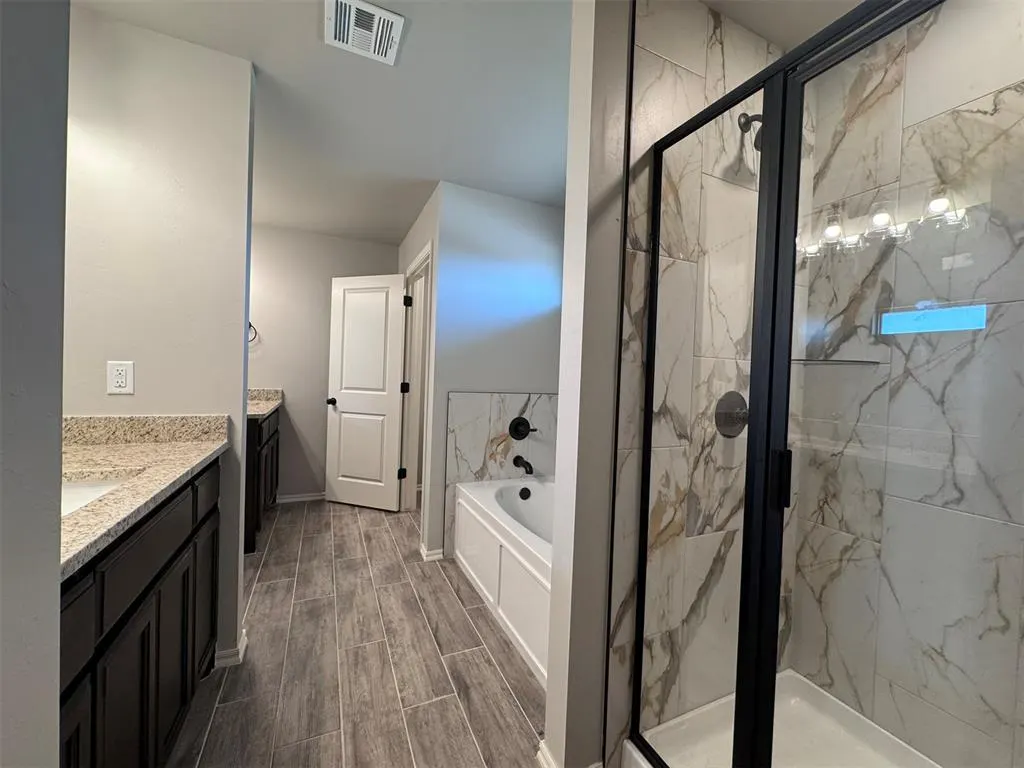 Photo 24 — 24951 Belmont Pass, Cashion, OK 73016