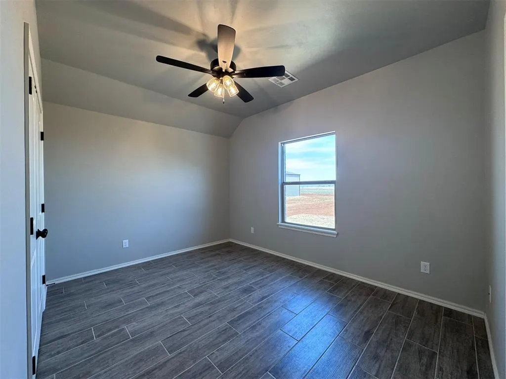Photo 27 — 24951 Belmont Pass, Cashion, OK 73016