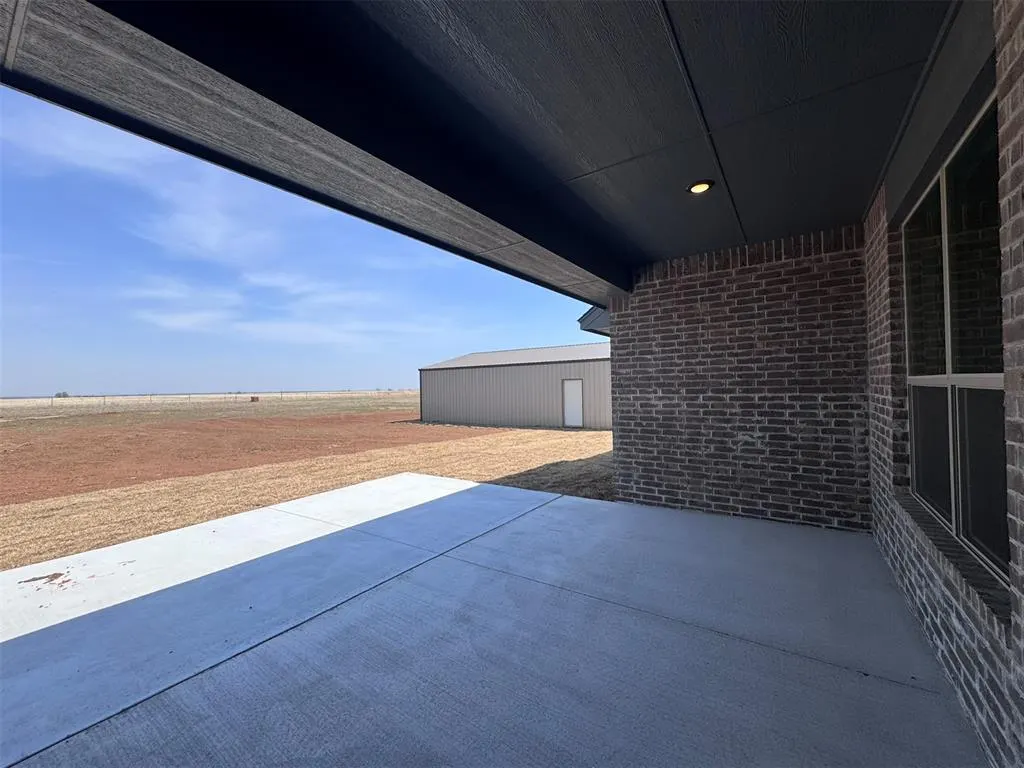 Photo 39 — 24951 Belmont Pass, Cashion, OK 73016