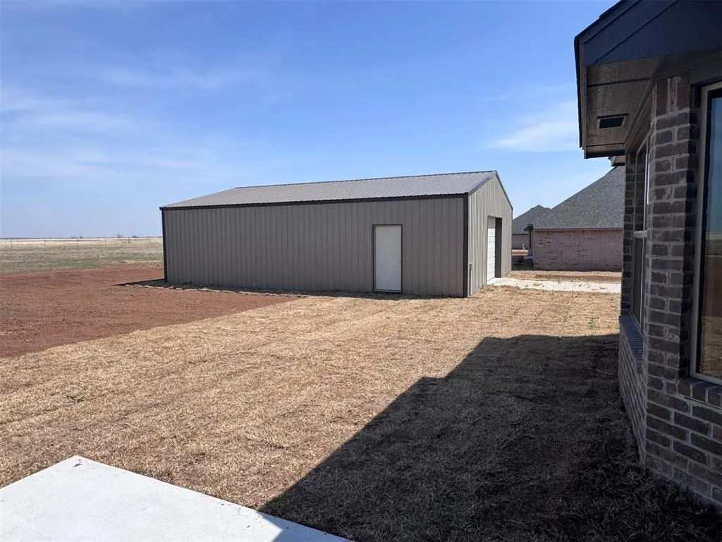 Photo 41 — 24951 Belmont Pass, Cashion, OK 73016